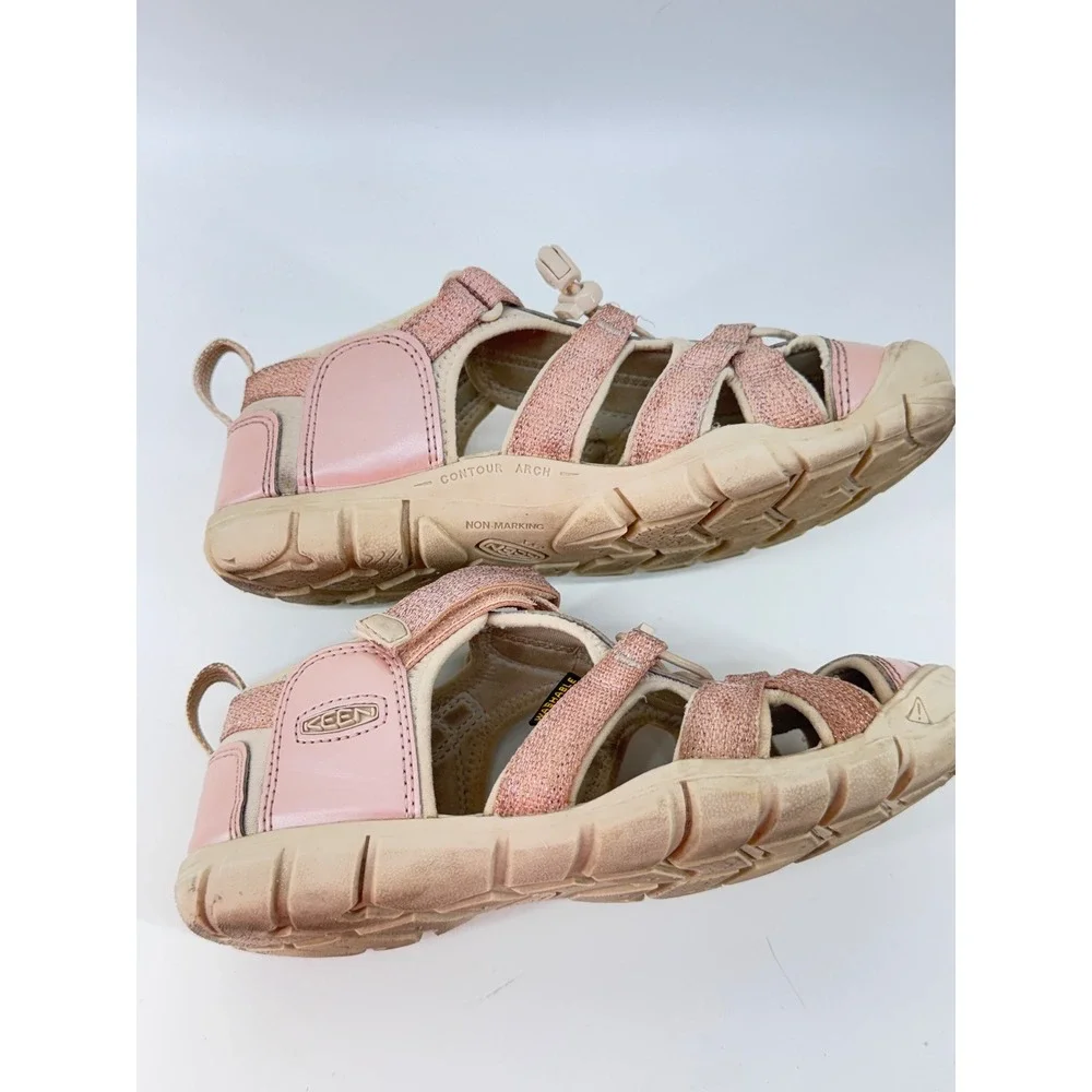 Keen Sandals Kids Size 2 Pink Waterproof Outdoor Sport Seacamp CNX Shoes